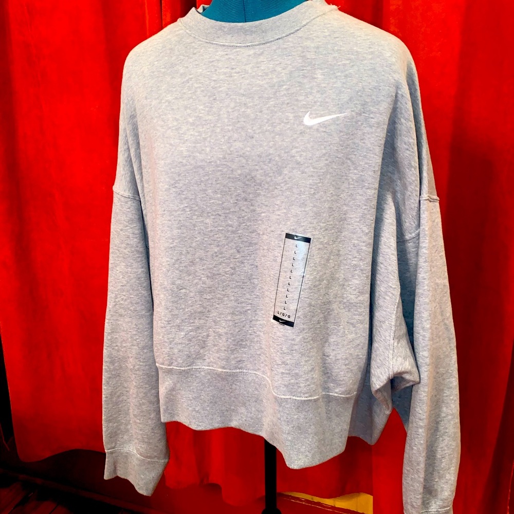 Oversized Nike Sweatshirt
